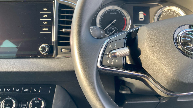 Skoda Karoq 1.5 TSI SE L 5dr DSG Petrol Estate